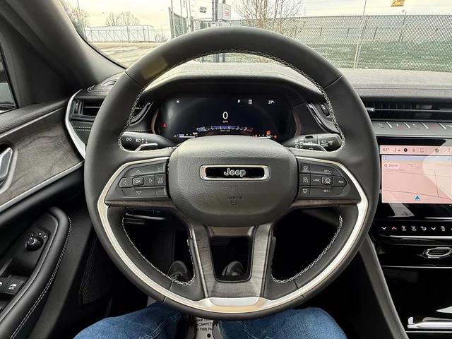 2026 Jeep Grand Cherokee Altitude 4x4