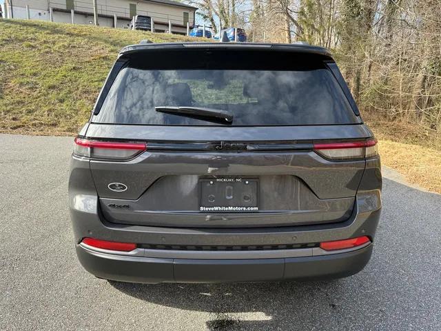 2026 Jeep Grand Cherokee Altitude 4x4
