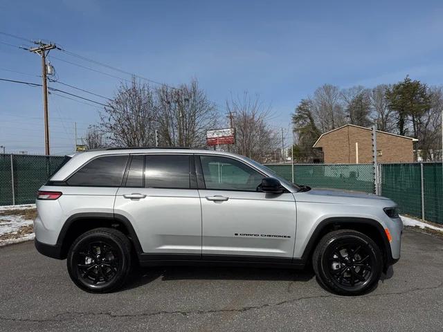 2026 Jeep Grand Cherokee Altitude 4x4