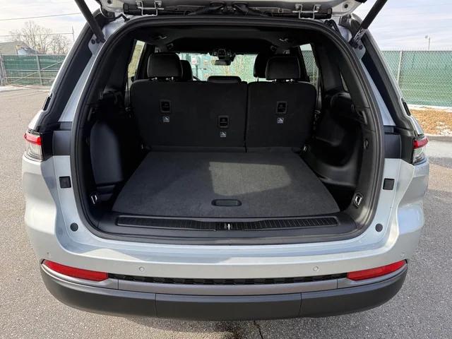 2026 Jeep Grand Cherokee Altitude 4x4