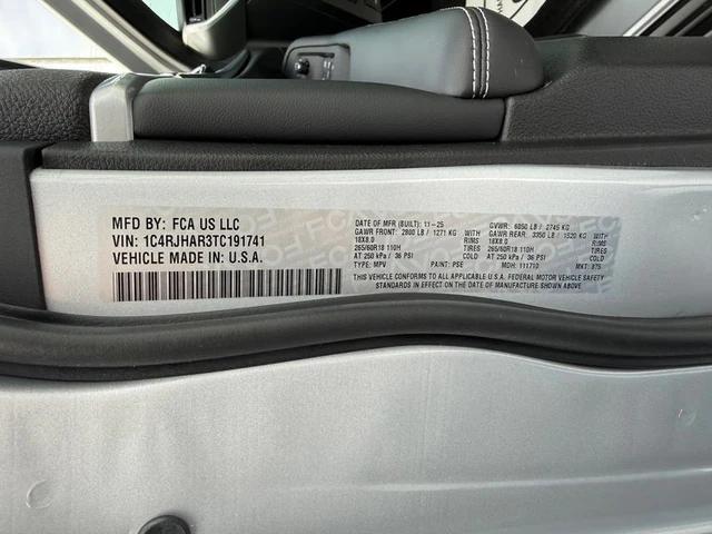 2026 Jeep Grand Cherokee Altitude 4x4