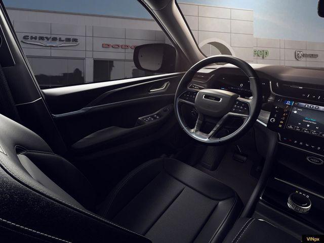 2026 Jeep Grand Cherokee Altitude 4x4