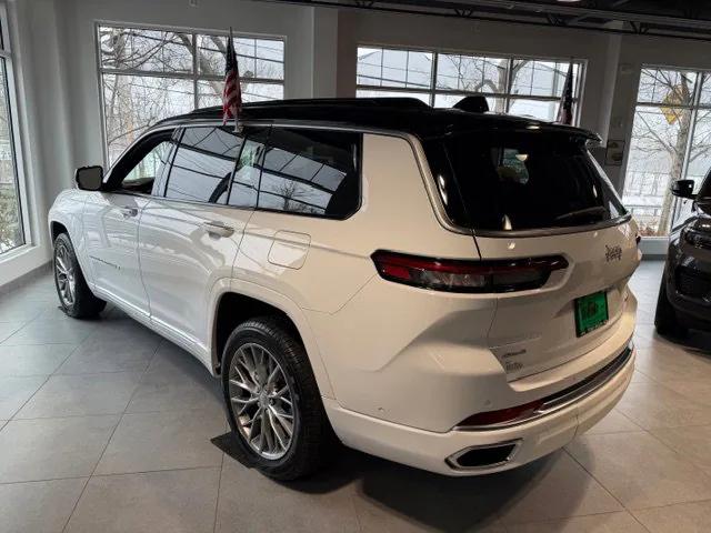 2025 Jeep Grand Cherokee GRAND CHEROKEE L SUMMIT 4X4