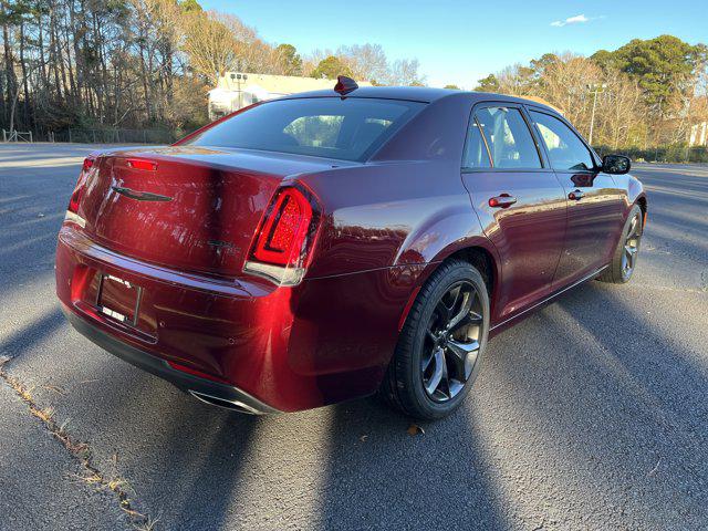 2023 Chrysler 300 300S 2023 Chrysler 300 300S