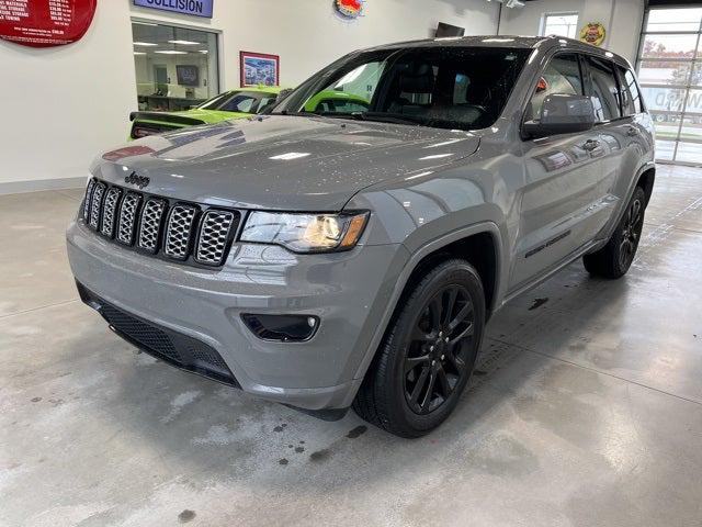 2020 Jeep Grand Cherokee Altitude 4X4 2020 Jeep Grand Cherokee Altitude 4X4