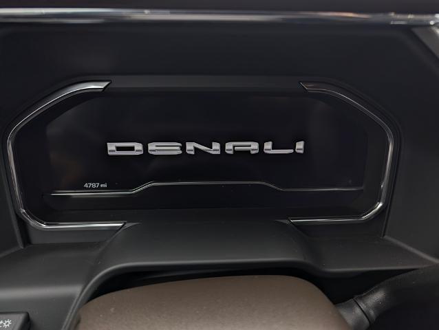 2025 GMC Sierra 3500HD 4WD Crew Cab Standard Bed Denali 2025 GMC Sierra 3500HD 4WD Crew Cab Standard Bed Denali