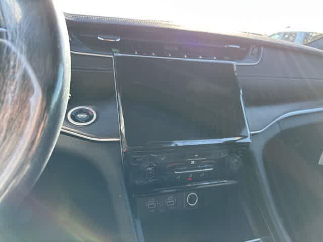 2025 Jeep Grand Cherokee GRAND CHEROKEE LIMITED 4X4 2025 Jeep Grand Cherokee GRAND CHEROKEE LIMITED 4X4