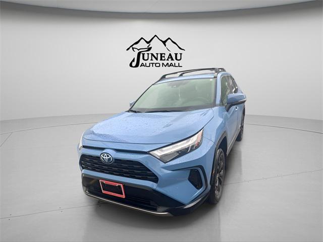 2022 Toyota RAV4 Hybrid SE