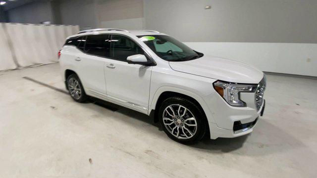 2024 GMC Terrain AWD Denali