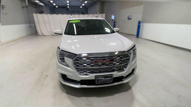2024 GMC Terrain AWD Denali