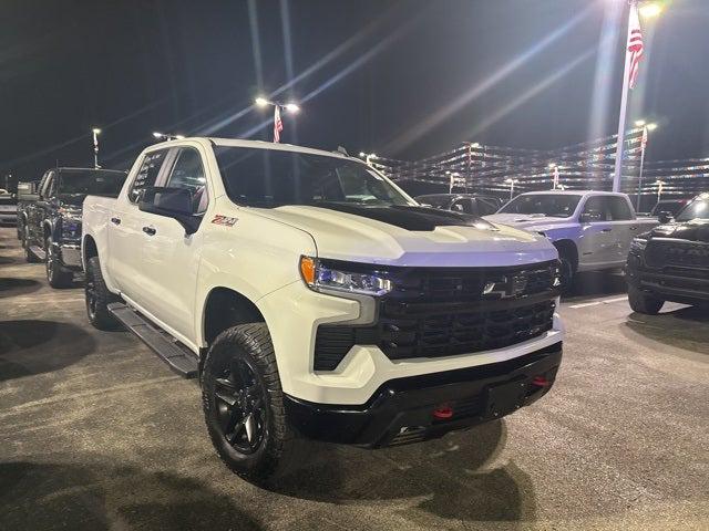 2023 Chevrolet Silverado 1500 4WD Crew Cab Short Bed LT Trail Boss 2023 Chevrolet Silverado 1500 4WD Crew Cab Short Bed LT Trail Boss