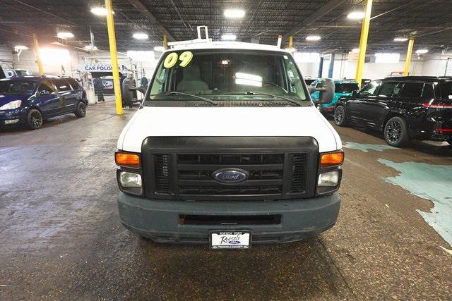 2009 Ford E-350 Super Duty Commercial 2009 Ford E-350 Super Duty Commercial