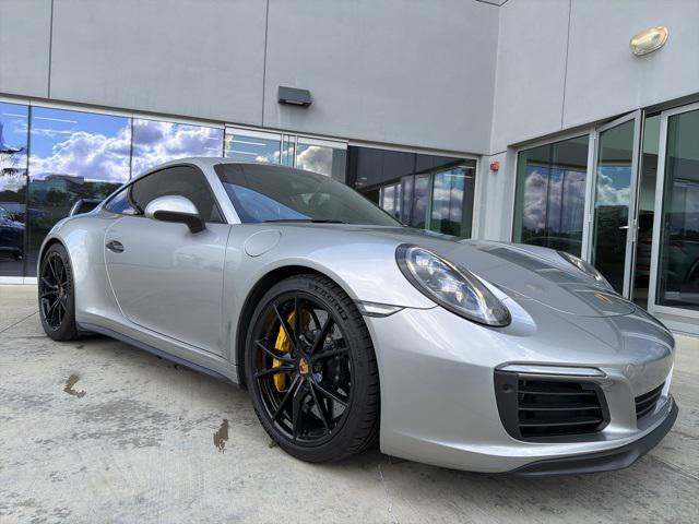 2019 Porsche 911 Carrera 4S