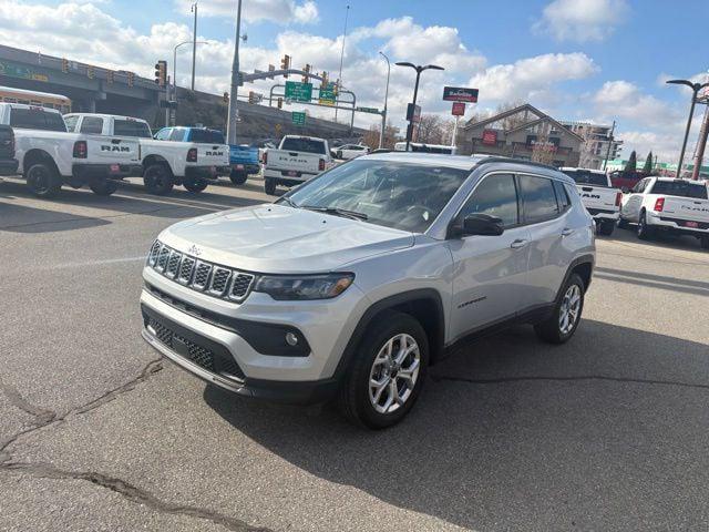 2025 Jeep Compass Latitude 4x4 2025 Jeep Compass Latitude 4x4