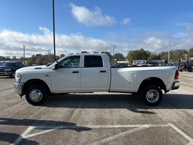 2024 RAM 3500 Tradesman Crew Cab 4x4 8 Box 2024 RAM 3500 Tradesman Crew Cab 4x4 8 Box