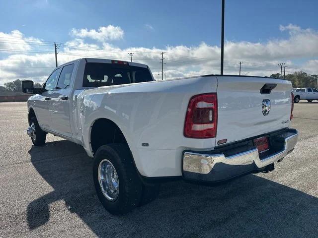 2024 RAM 3500 Tradesman Crew Cab 4x4 8 Box 2024 RAM 3500 Tradesman Crew Cab 4x4 8 Box