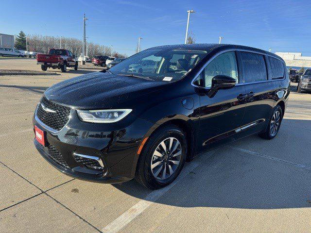 2024 Chrysler Pacifica Hybrid Select 2024 Chrysler Pacifica Hybrid Select
