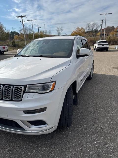2017 Jeep Grand Cherokee Summit 4x4 2017 Jeep Grand Cherokee Summit 4x4