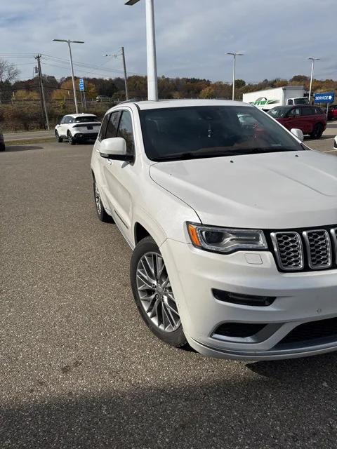 2017 Jeep Grand Cherokee Summit 4x4 2017 Jeep Grand Cherokee Summit 4x4