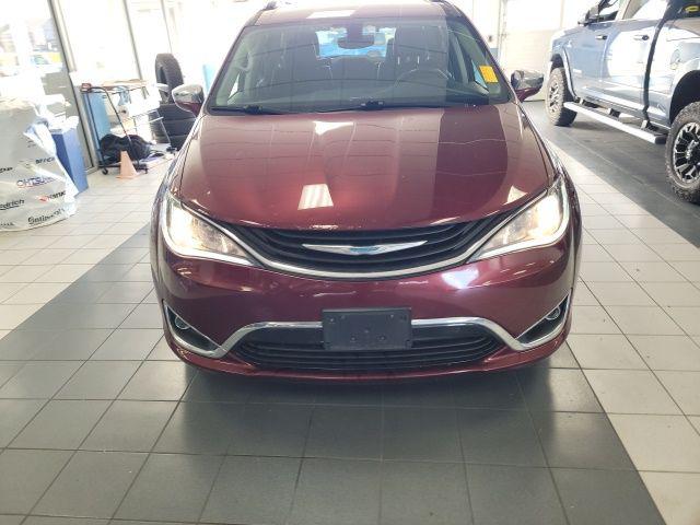 2018 Chrysler Pacifica Hybrid Limited