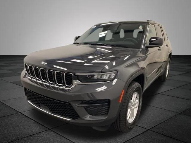 2025 Jeep Grand Cherokee Laredo 4x4 2025 Jeep Grand Cherokee Laredo 4x4