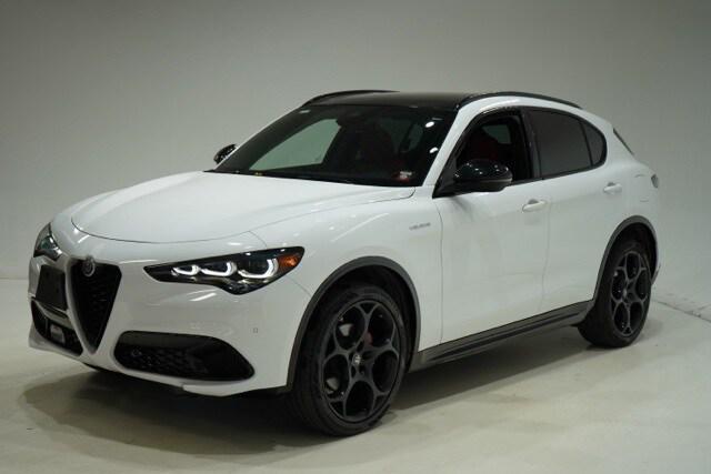 2024 Alfa Romeo Stelvio Veloce AWD 2024 Alfa Romeo Stelvio Veloce AWD