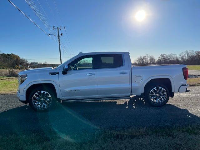 2023 GMC Sierra 1500 4WD Crew Cab Short Box Denali