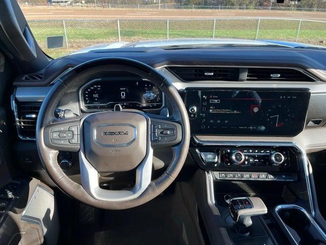 2023 GMC Sierra 1500 4WD Crew Cab Short Box Denali