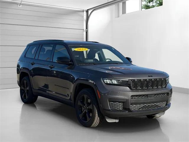 2023 Jeep Grand Cherokee L Altitude 4x4 2023 Jeep Grand Cherokee L Altitude 4x4