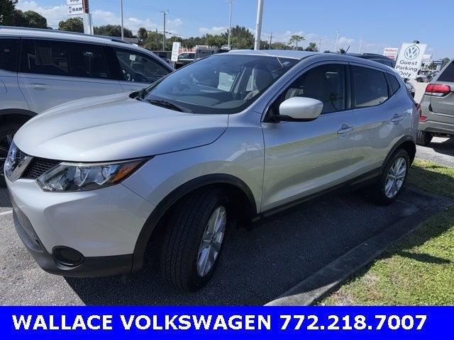 2017 Nissan Rogue Sport S