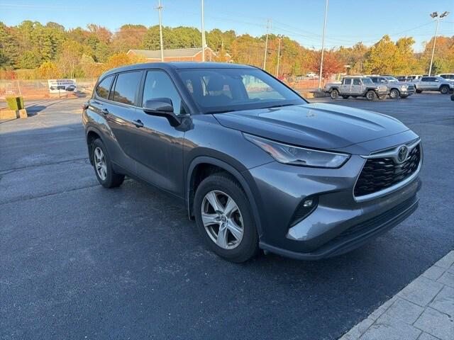 2023 Toyota Highlander LE