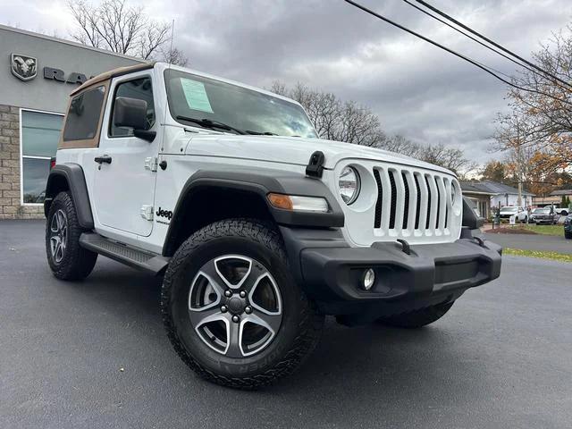 2020 Jeep Wrangler Black and Tan 4X4