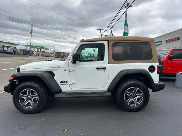 2020 Jeep Wrangler Black and Tan 4X4