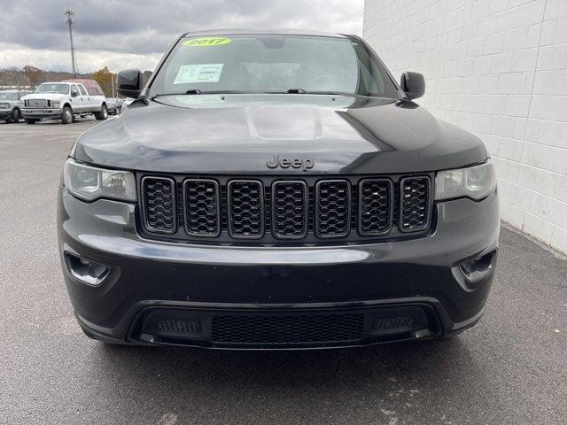 2017 Jeep Grand Cherokee Altitude 4x4 2017 Jeep Grand Cherokee Altitude 4x4