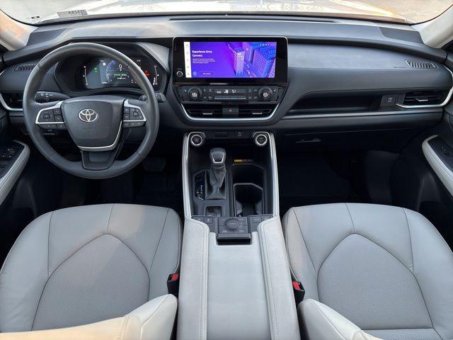 2024 Toyota Grand Highlander XLE 2024 Toyota Grand Highlander XLE