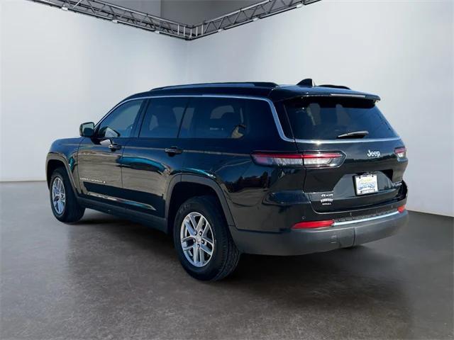 2023 Jeep Grand Cherokee L Laredo 4x4 2023 Jeep Grand Cherokee L Laredo 4x4