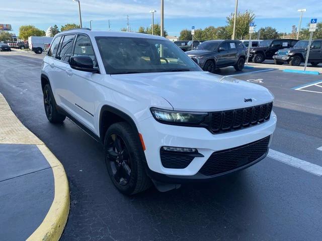 2023 Jeep Grand Cherokee Limited 4x2 2023 Jeep Grand Cherokee Limited 4x2