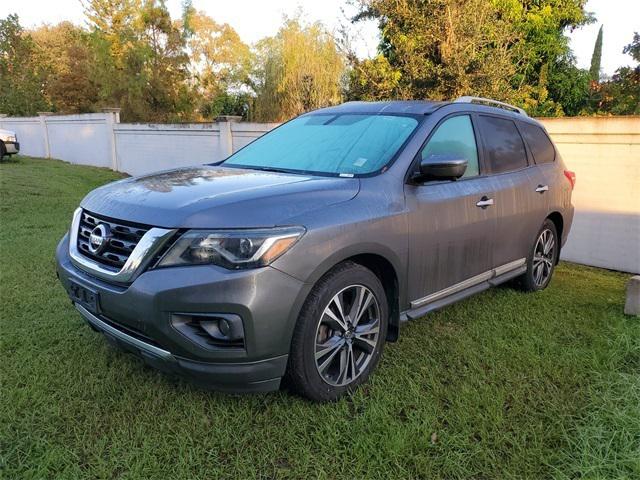 2017 Nissan Pathfinder Platinum 2017 Nissan Pathfinder Platinum