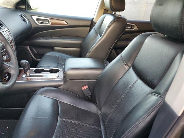 2017 Nissan Pathfinder Platinum 2017 Nissan Pathfinder Platinum