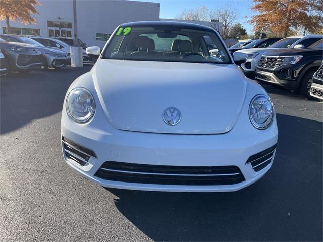 2019 Volkswagen Beetle 2.0T SE 2019 Volkswagen Beetle 2.0T SE