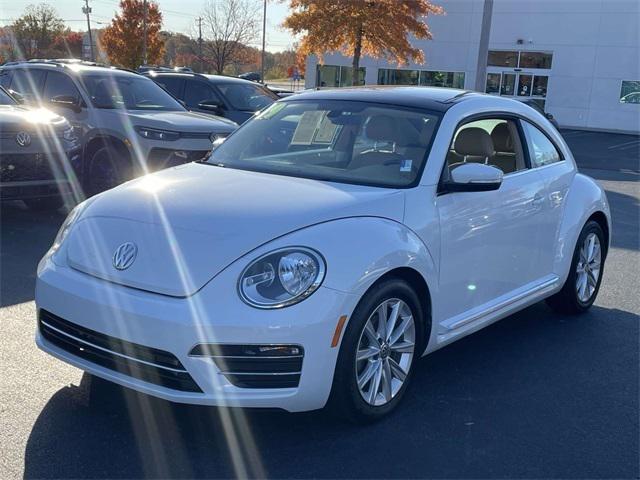2019 Volkswagen Beetle 2.0T SE 2019 Volkswagen Beetle 2.0T SE
