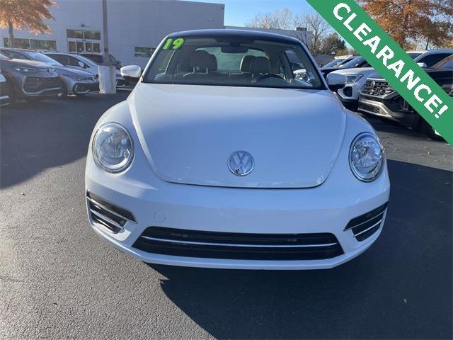 2019 Volkswagen Beetle 2.0T SE 2019 Volkswagen Beetle 2.0T SE