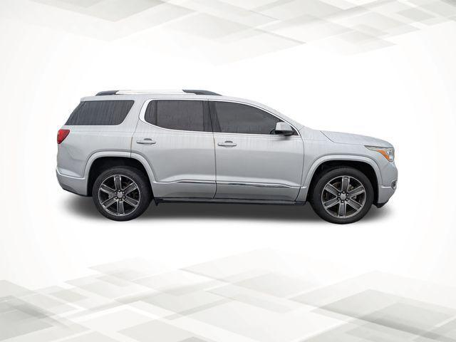 2017 GMC Acadia Denali 2017 GMC Acadia Denali