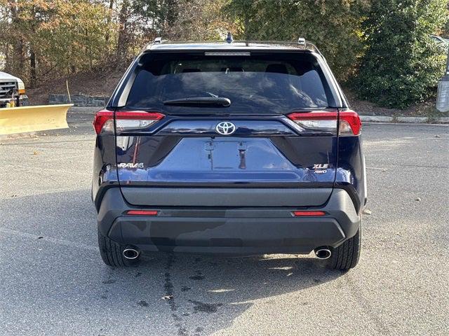 2022 Toyota RAV4 XLE 2022 Toyota RAV4 XLE