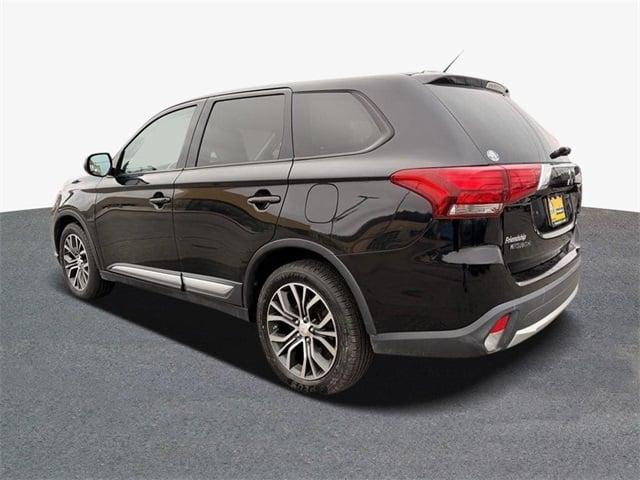 2016 Mitsubishi Outlander SE