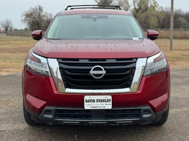 2023 Nissan Pathfinder SV FWD