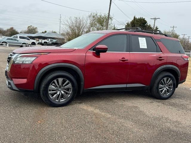 2023 Nissan Pathfinder SV FWD