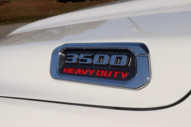 2024 Ram 3500 Big Horn Crew Cab 4x4 8' Box