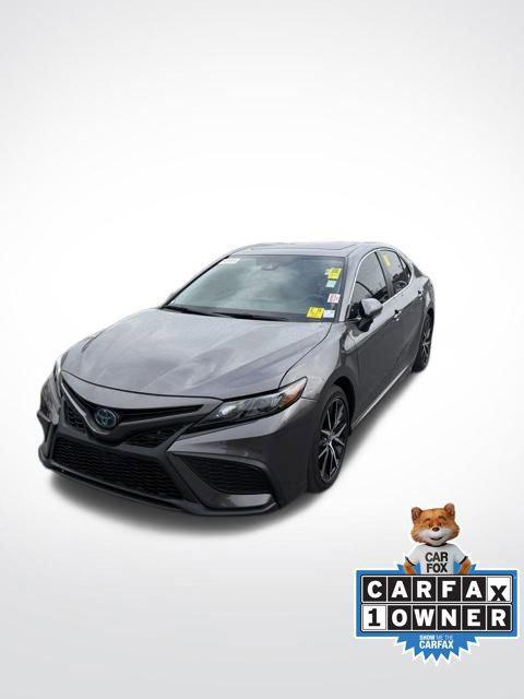 2022 Toyota Camry Nightshade Edition Hybrid 2022 Toyota Camry Nightshade Edition Hybrid