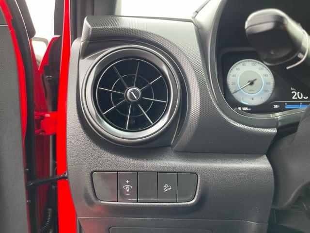 2023 Hyundai Kona Base